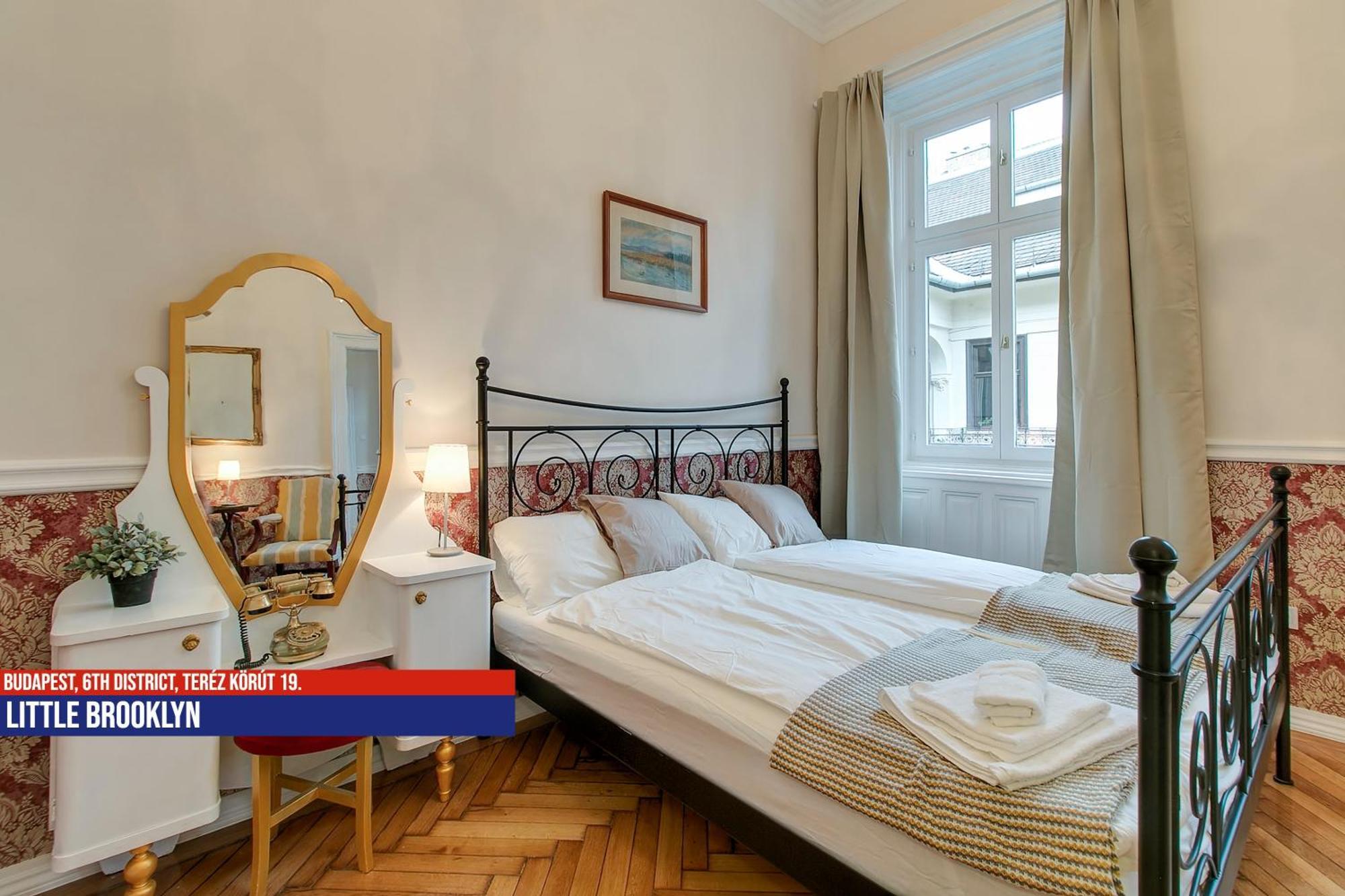 Little Americas Oktogon Apts Budapest Exterior foto
