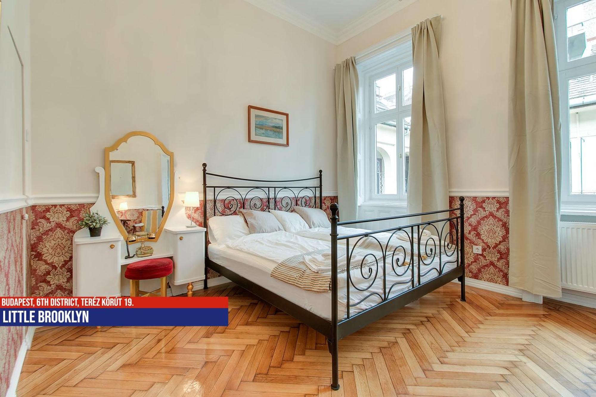Little Americas Oktogon Apts Budapest Exterior foto