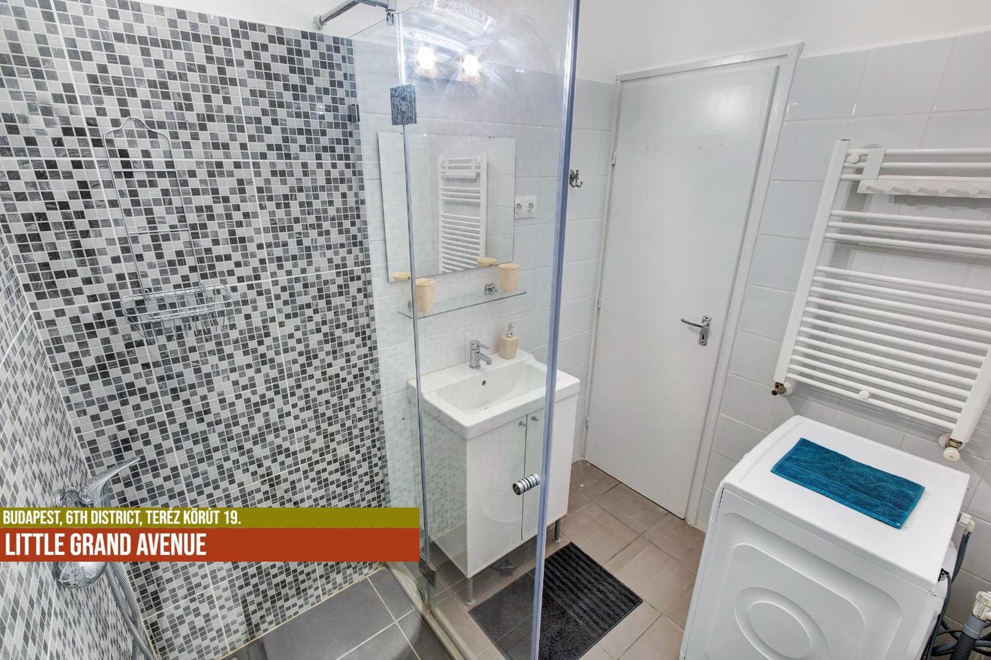 Little Americas Oktogon Apts Budapest Exterior foto
